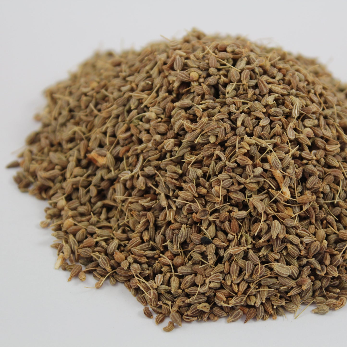 Dried aniseed