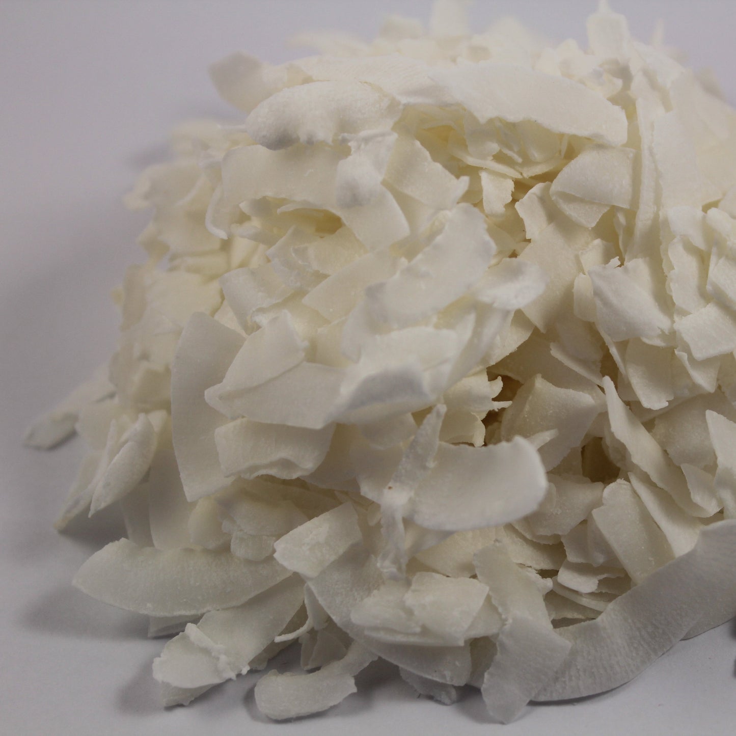 Dried coconut flakes