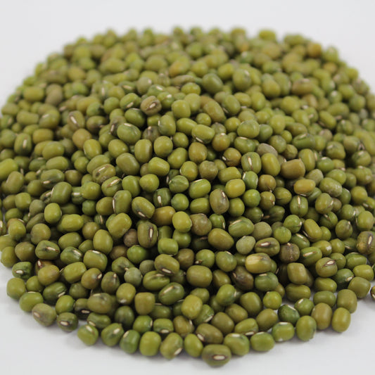 Mung beans from the pulse range at the nut basket