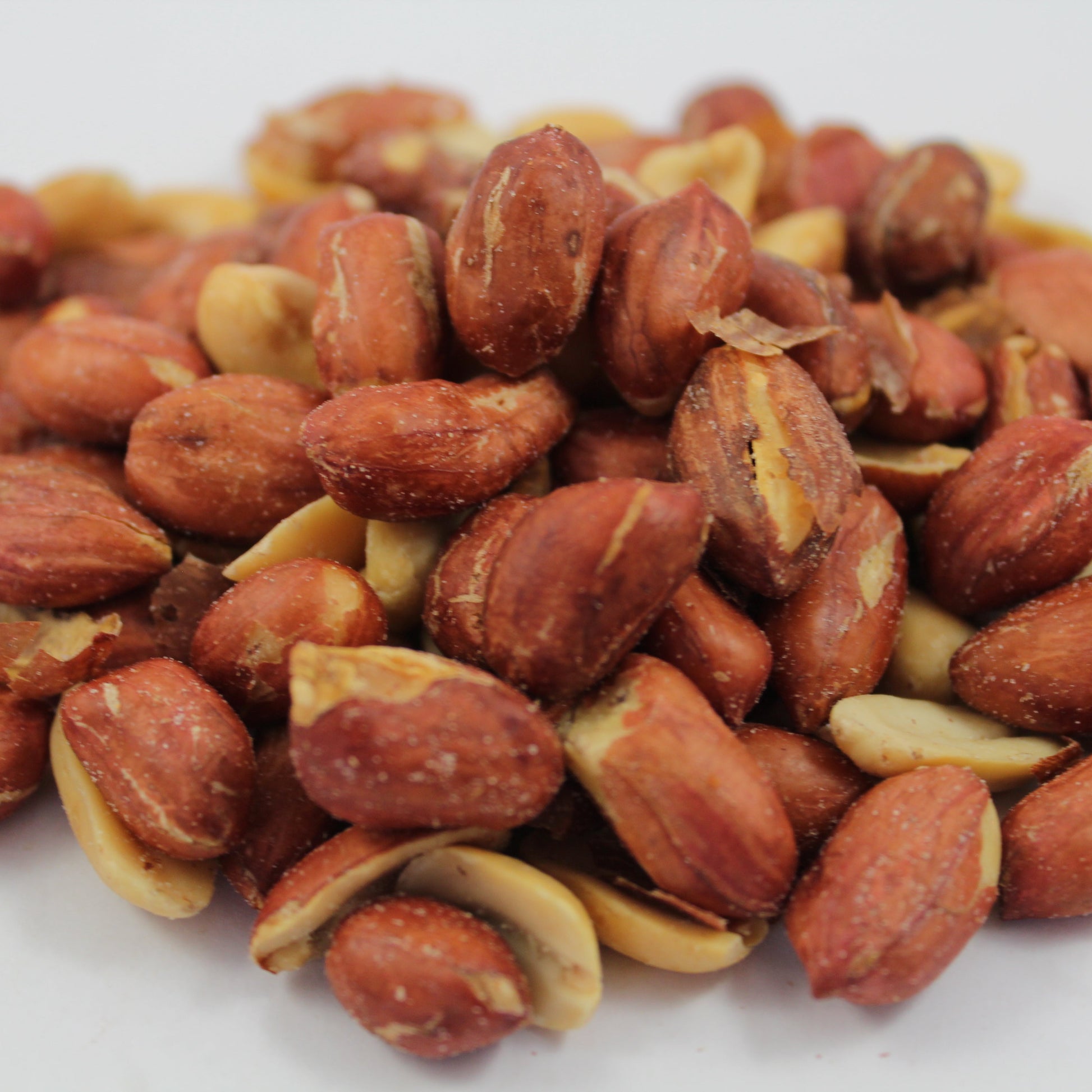 Peanuts Giant Roased Red Skin Salted