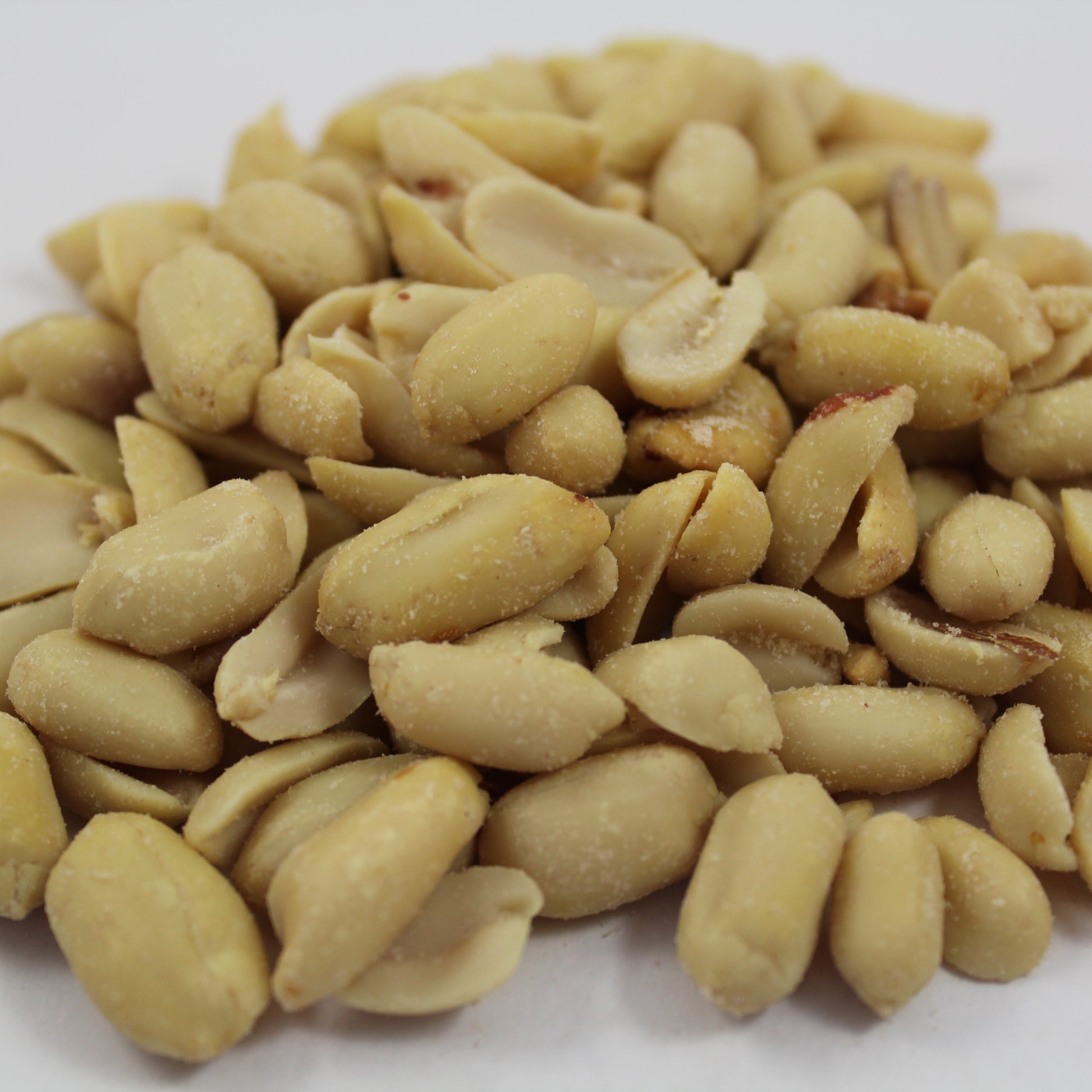 peanuts roasted and saleted giant